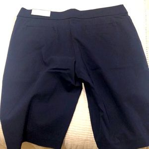 NWT Women’s Dana Buchman Bermuda Shorts